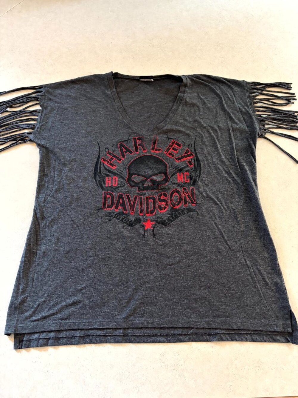 Harley Davidson Women's Short Sleeve Grey T-shirt Fringe sleeves size Large